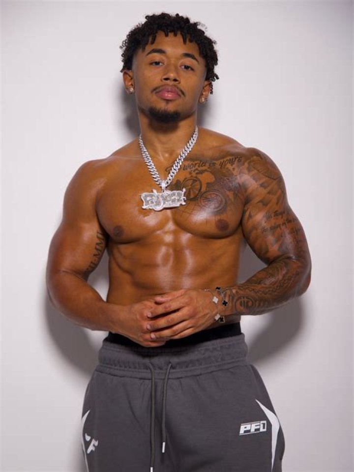 Smooth Gio Images celebzbiography.com